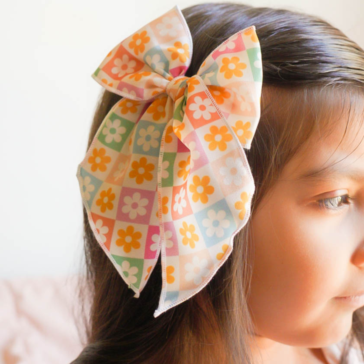 Checkered Daisy Bow